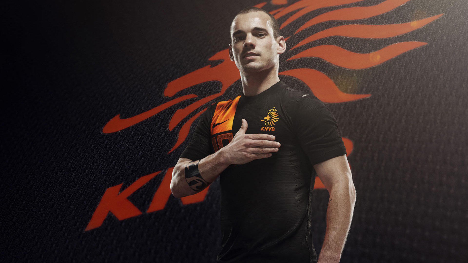 升至第2!曼城3-1伯恩茅斯距榜首6分哈兰德单刀双响谢尔基两助攻,曼城引援哈兰德